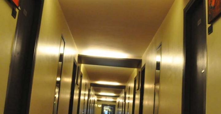 Infiniti Hotel And Spa Индаур Экстерьер фото