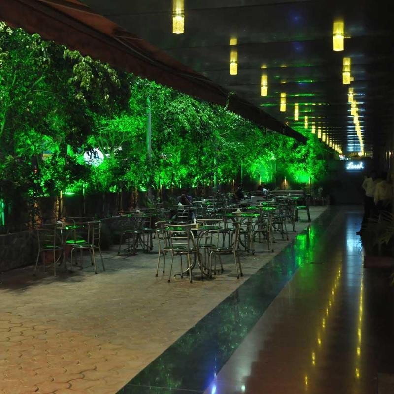 Infiniti Hotel And Spa Индаур Экстерьер фото